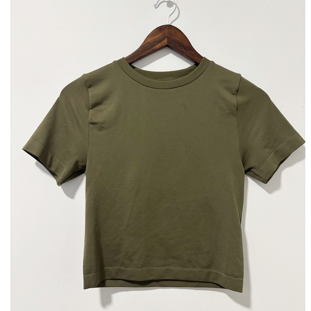 A New Day T-Shirt Women Small Olive Green Short Sleeve Seamless Stretch Crewneck